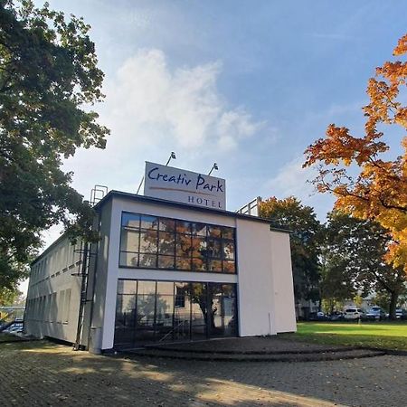 Creativ Park Hotel Nuremberga Exterior foto